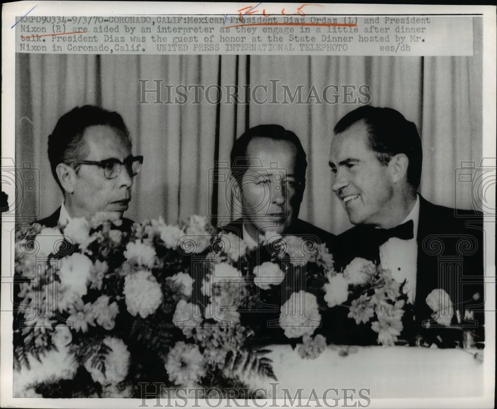 1970 Press Mex Pres Diaz Ordez & Pres Nixon Aided By Interpreter As They Confer - Historic Images