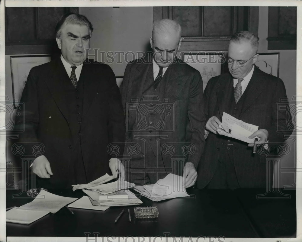 1941 John L. Lewis of United Mine Workers Meets with Policy Board - Historic Images