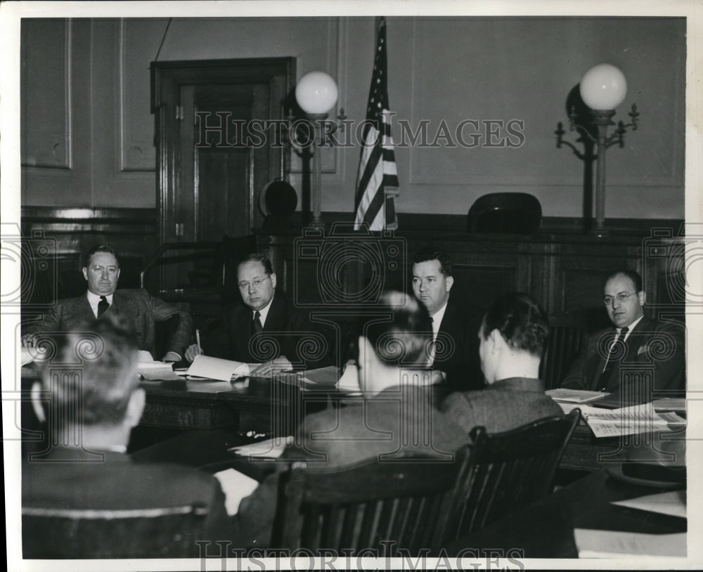 1941 Press Photo Congressional Committee Members Investigate Defense Migration-Historic Images