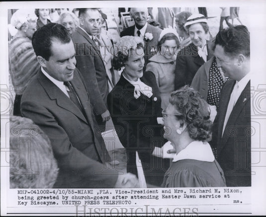 1955 Press Photo Vice-Pres & Mrs Richard Nixon Greeted by Church-Goers - Historic Images