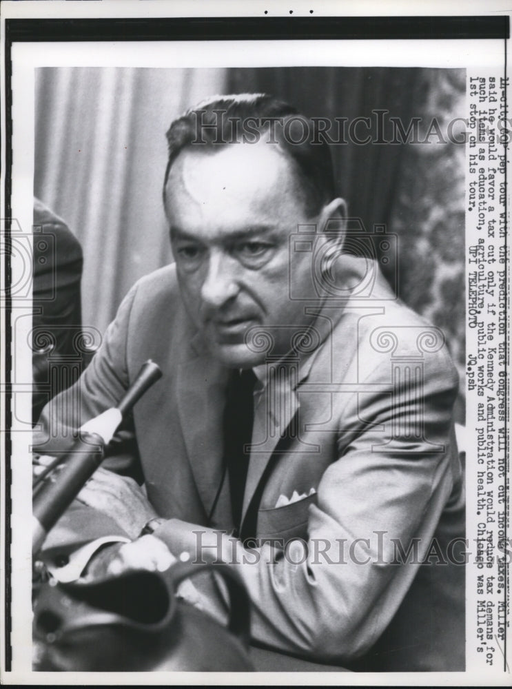 1952 Press Photo Miller Said He Would Favor Tax Cut Chicago Miller's 1st Stop - Historic Images