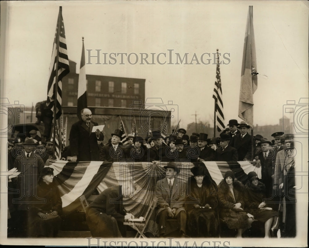 1927 Press Dr Marcel Knocht at Ground Breaking of Jules Mastbaum Foundation - Historic Images
