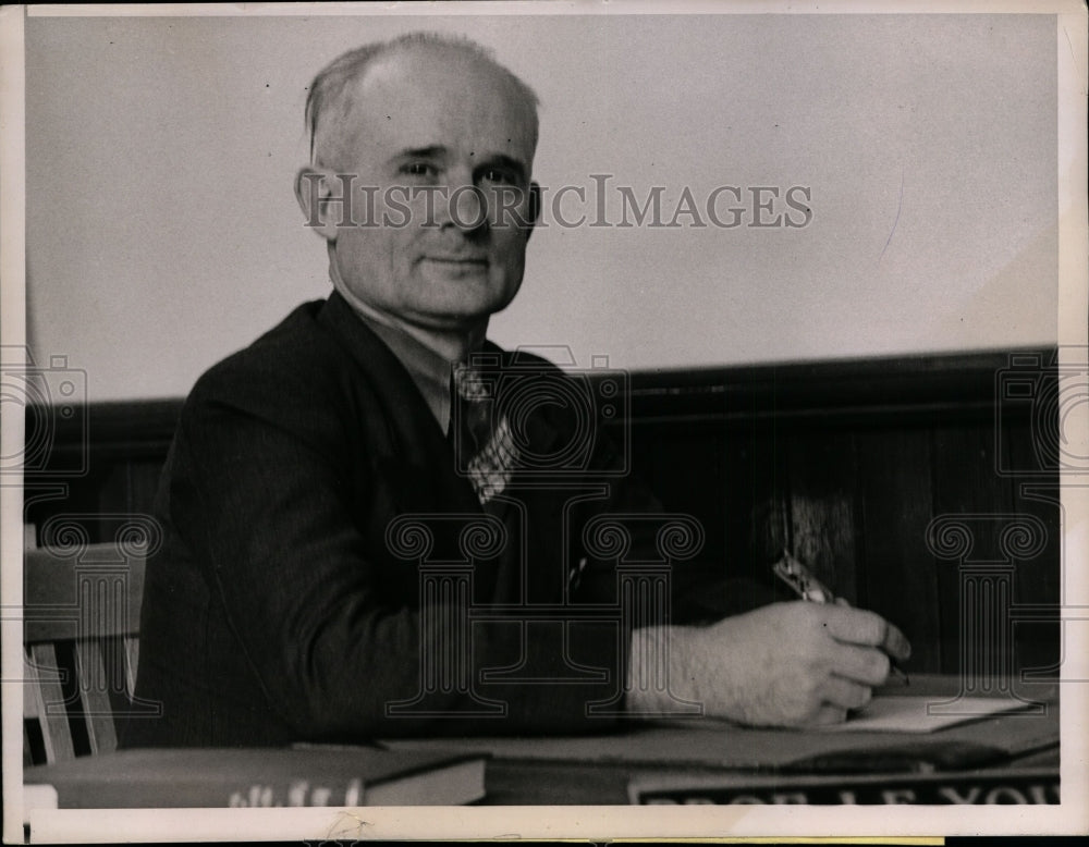 1938 Press Professor John Younger Resigns as Professor of Mechanical Engineering-Historic Images