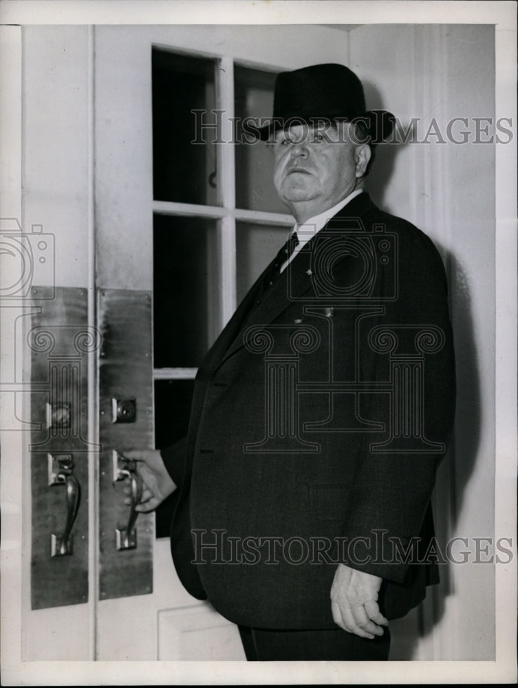 1945 UMW Pres. John Lewis at White House for meeting with Truman - Historic Images