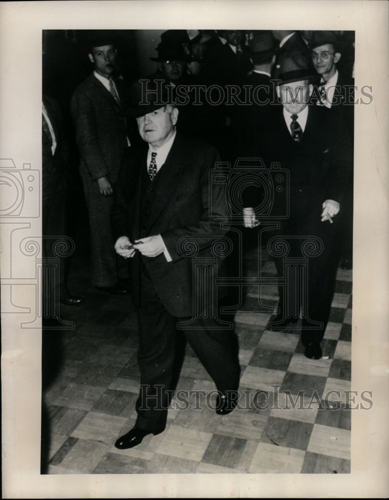 1948 Press Photo UMW chief John Lewis walks out on a coal conference - nef27561 - Historic Images