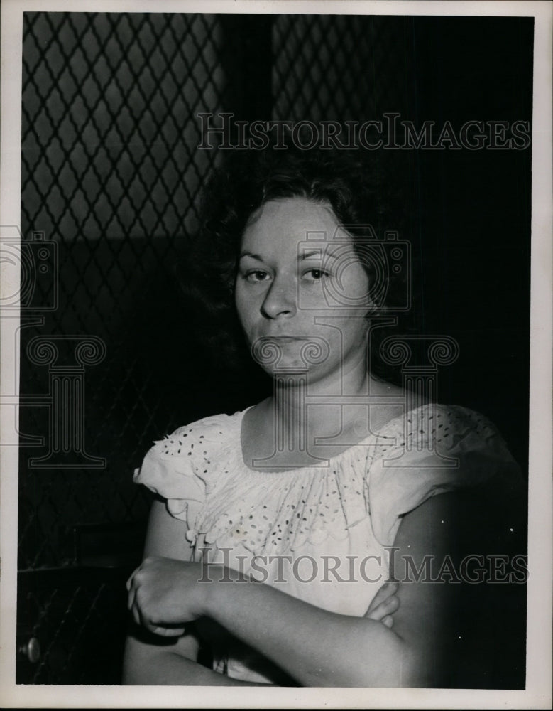 1955 Mrs Viola Murray  - Historic Images