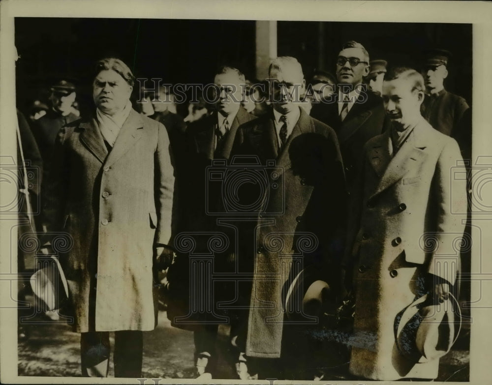 1927 Press Photo John Lewis arrived at the United Mine Workers Convention - Historic Images