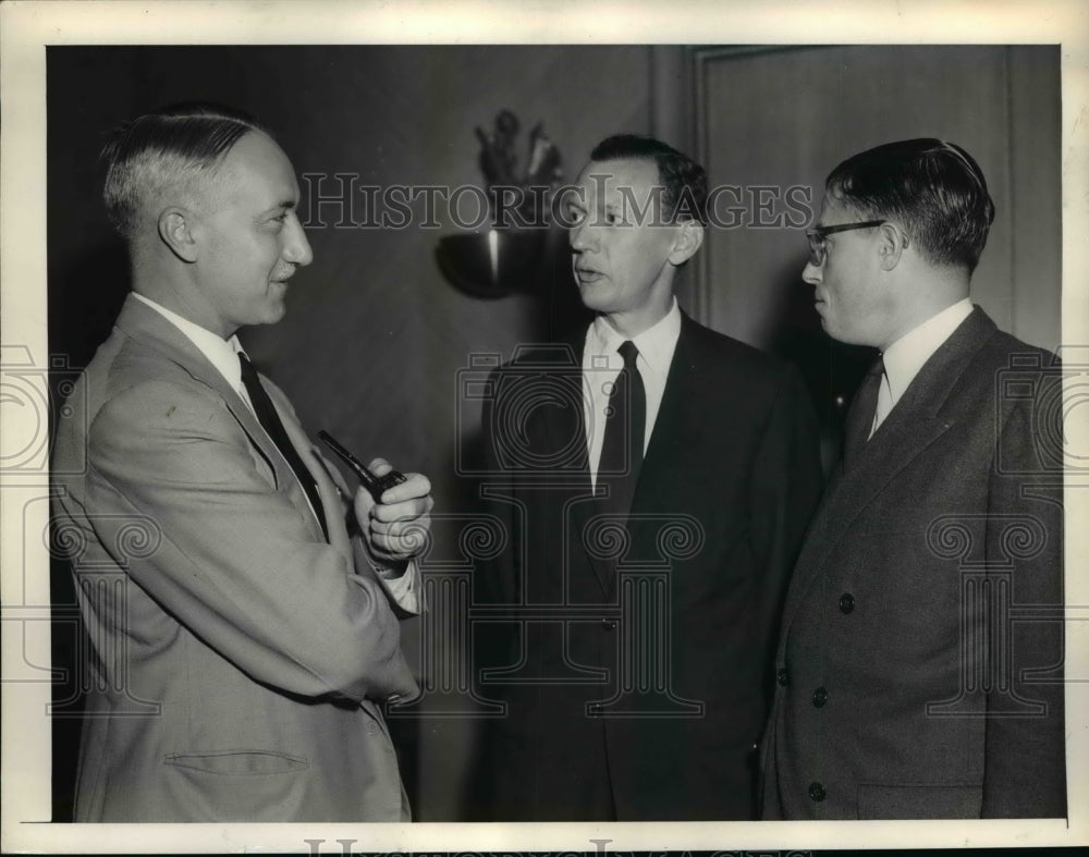 1955 Press Photo Sir Rob Scott, Couve Be Murve, and Jean Baridan of French Min. - Historic Images