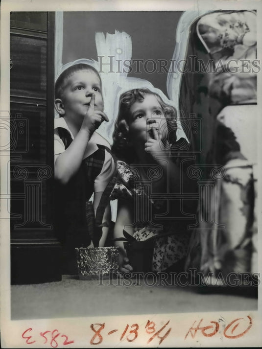 1953 Press Photo Richard & Nancy Bell Children of Dr & Mrs Richard P Bell Jr - Historic Images