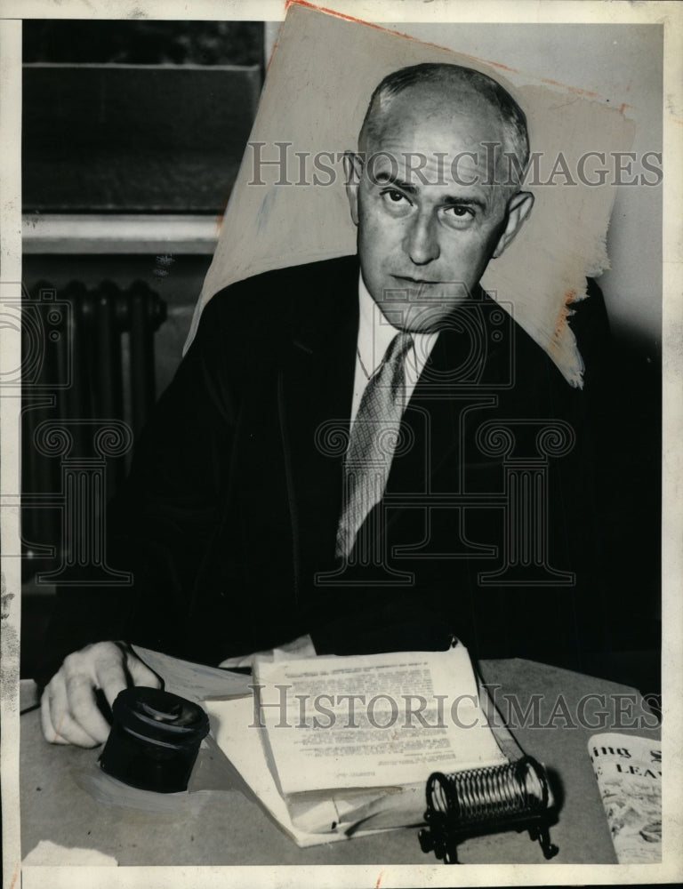 1933 Professor William F. Ogburn at His Desk, U.S. Commerce Dept. - Historic Images