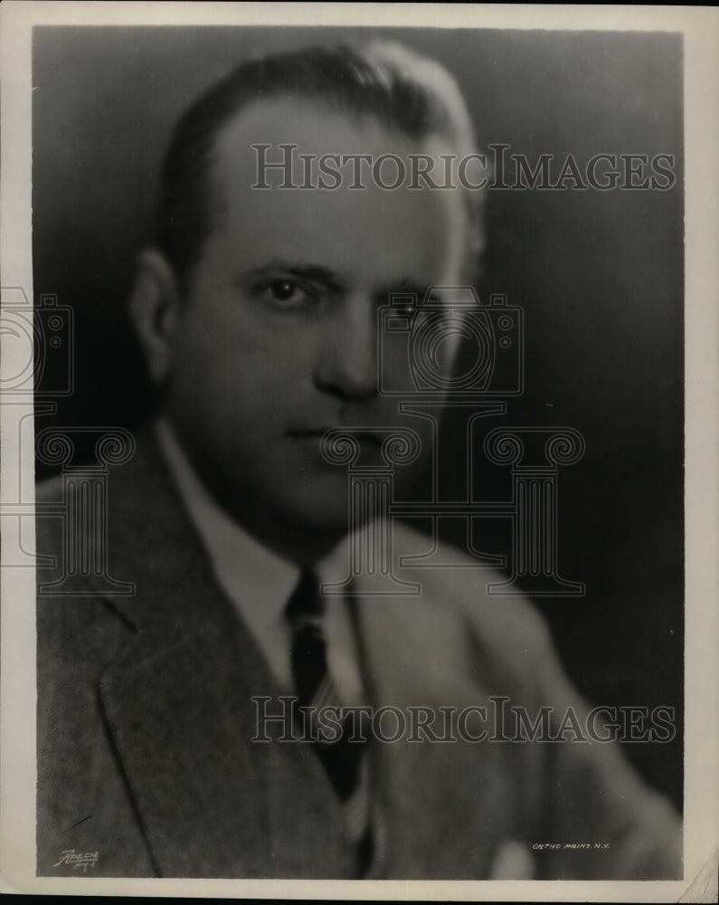 1929 Press Photo William Simmons, Baritone Singer - nef32362 - Historic Images