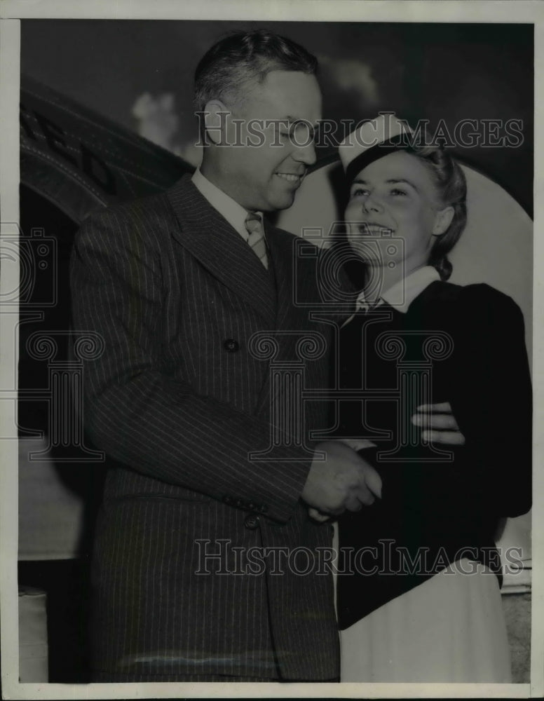 1939 Press Photo United Airlines Stewardess Nell Timonen to Marry Burt Marshall-Historic Images