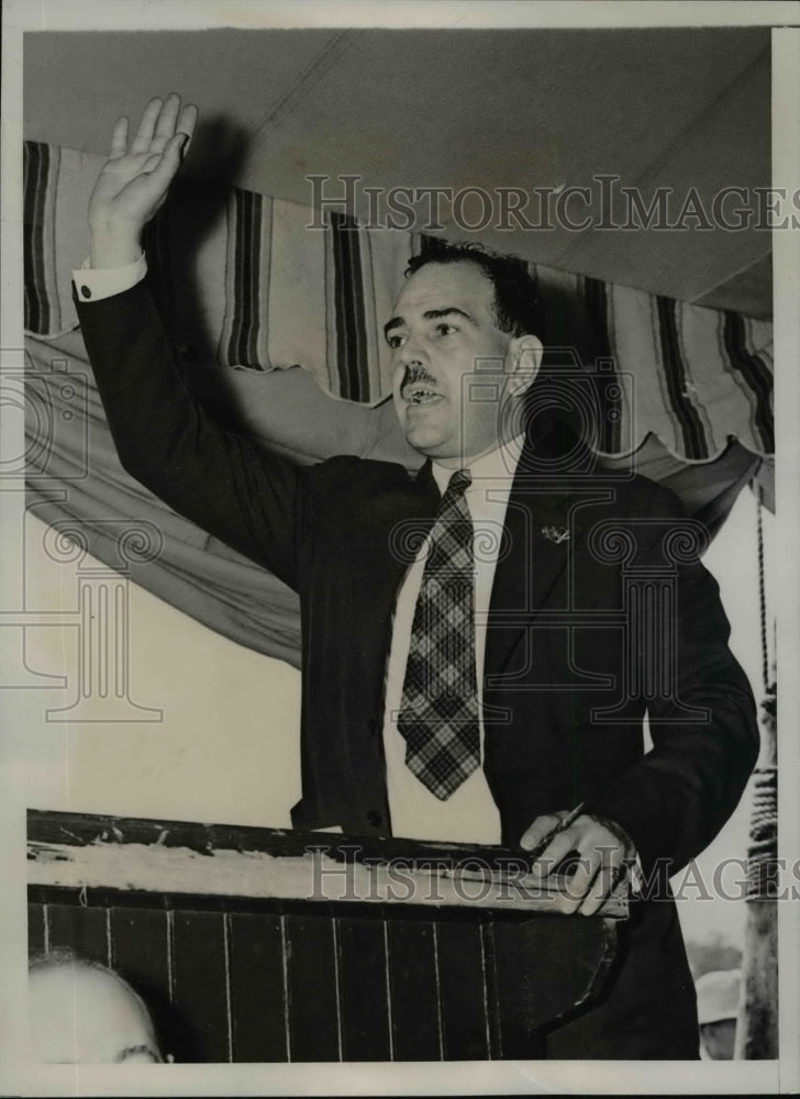 1938 Richard Whitney's Race Horse Sold at Auction by Albert Freeman-Historic Images