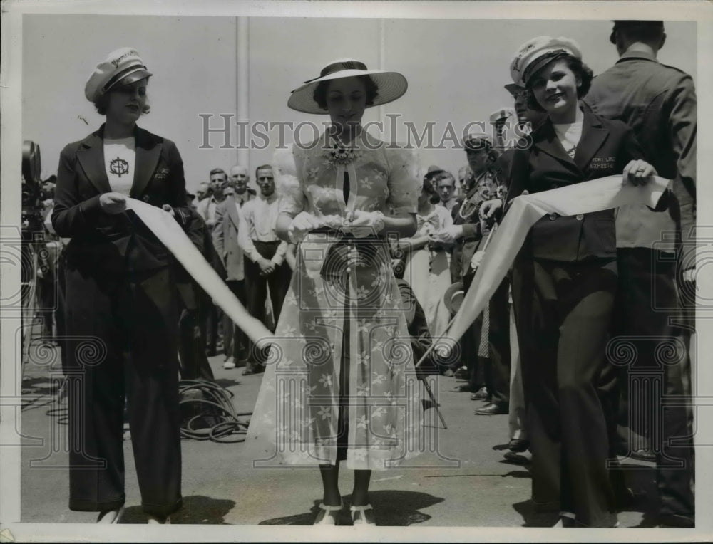 1936 Press Photo Ribbon Cutting Ceremony for Great Lakes Exposition - nef33788 - Historic Images