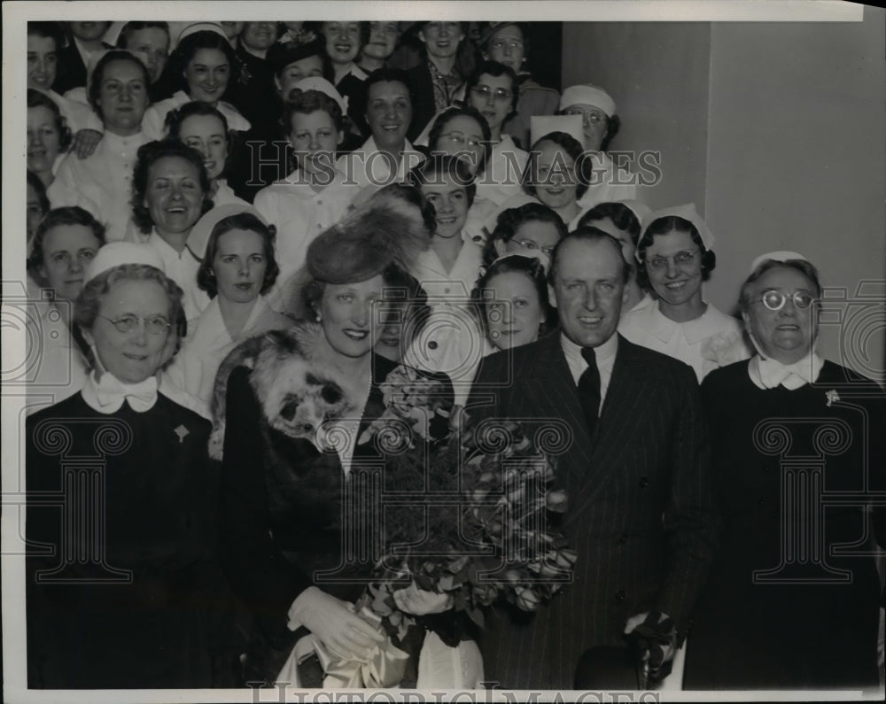 1939 Press Photo Crown Prince Olav of Norway, Princess Martha @ Chicago Hospital - Historic Images