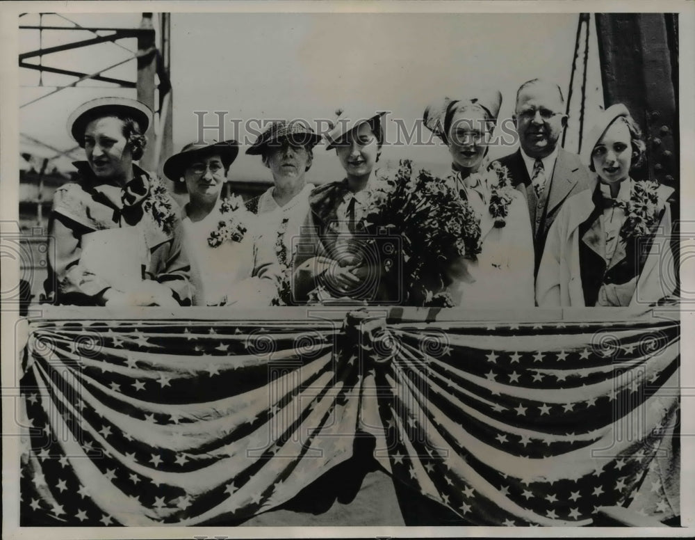 1936 Press Photo Indiana Delegation at Launching U.S. Cruiser Ship Vincennes - Historic Images