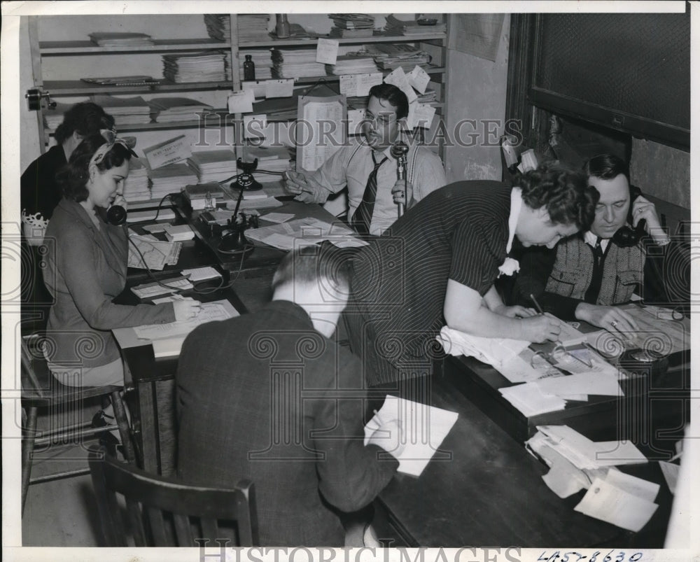 1939 Press Photo Pension Headquarters Wind Up in Defeat for California Ham & Egg - Historic Images