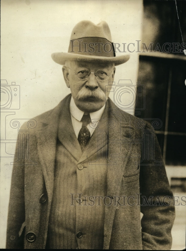 1923 Press Photo George W. Wickershan - nef36917-Historic Images