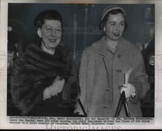 1955 Press Photo Mrs Mamie Eisenhower & Daughter-in-Law Barbara Eisenhower - Historic Images