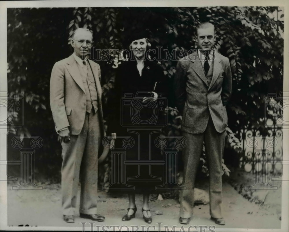 1938 Smithsonian's Solar Observatory on Highest Peak in Egypt, Staff - Historic Images