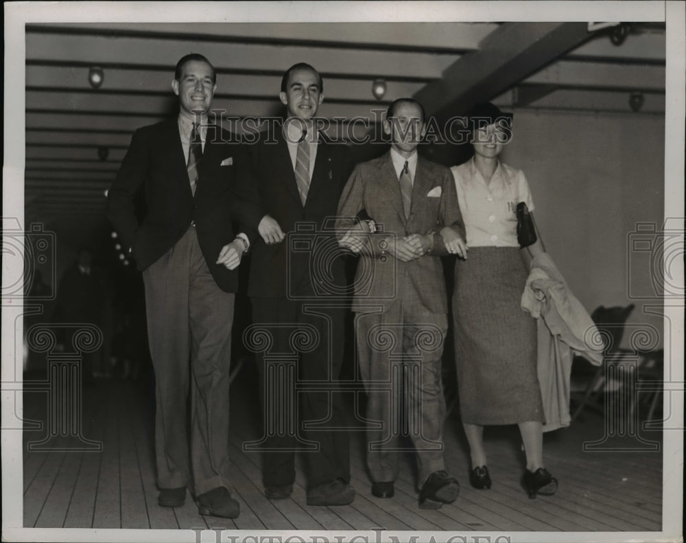 1937 Baron Gottfried Von Cramm, Heinrick Henkel, Dr. H. Kleinschroth - Historic Images