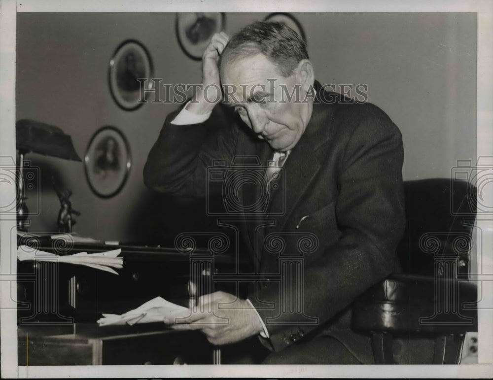 1937 Press Photo WA D.C. William Bankhead Prepares for Special Congress Session - Historic Images