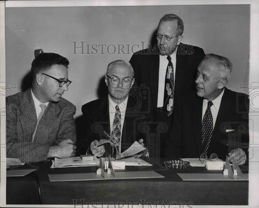 1955 Press Photo Pathologists to Discuss Control of Dutch Elm Disease - Historic Images