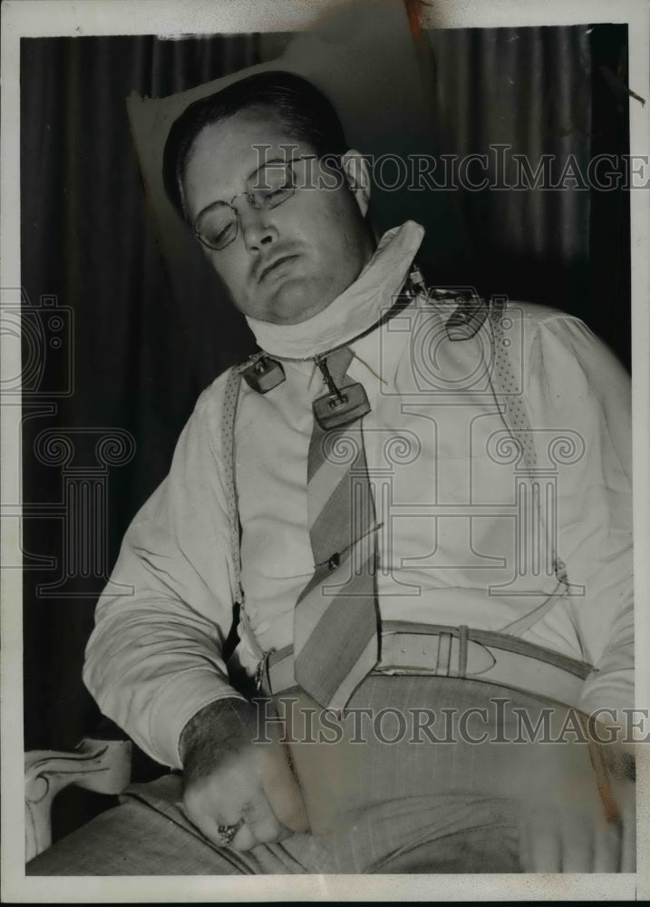 1938 G.L. McClellan Wearing Head Support for Sleeping, Cincinnati - Historic Images