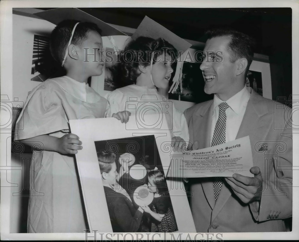 1954 Photographer Joseph Gazdak Honored by children&#39;s Aid Society NY - Historic Images