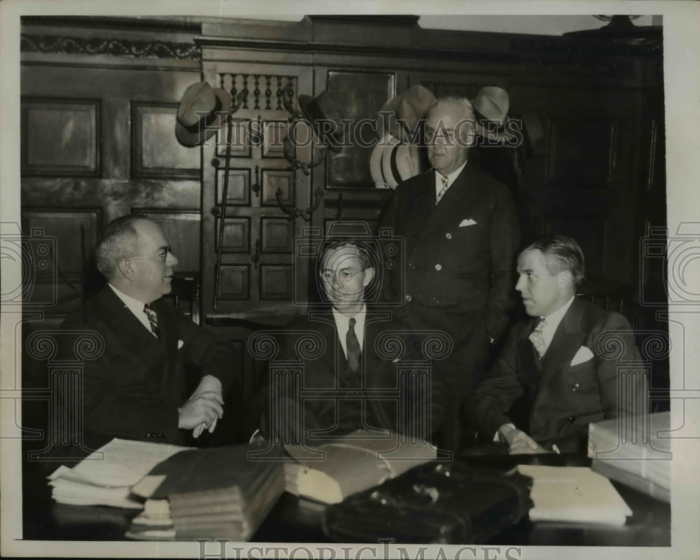 1934 Press Photo Attorneys for the Weirton Steel Company at U.S. District Court - Historic Images