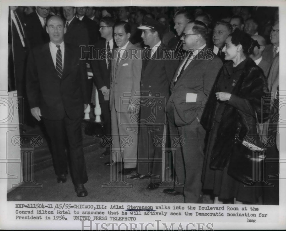 1955 Press Photo Adlai Stevenson at Boulevard Room, conrad Hilton Hotel, Chicago - Historic Images