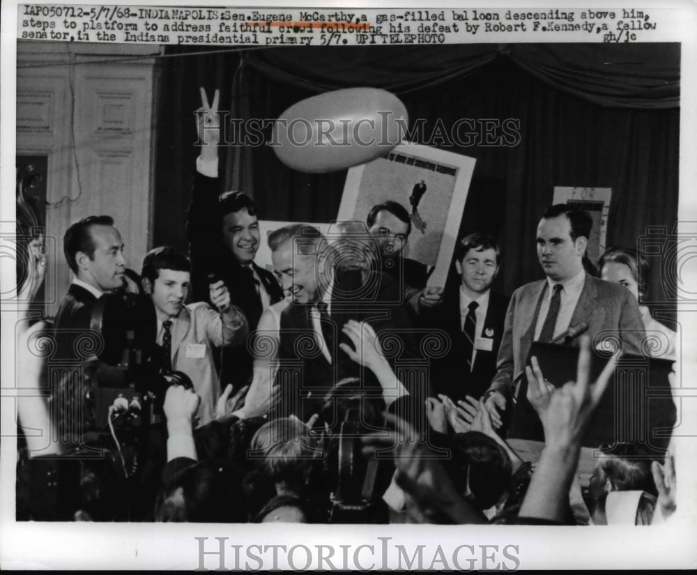 1968 Press Photo Senator Eugene McCarthy After Defeating Robert Kennedy - Historic Images