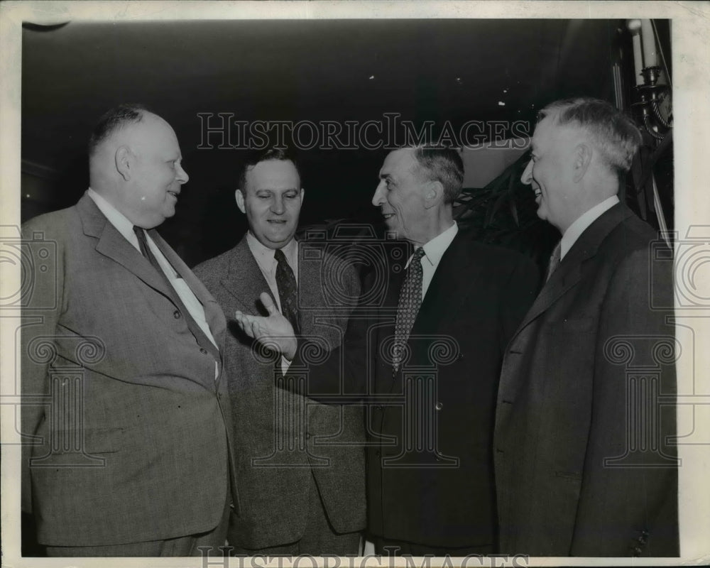 1944 Press Photo Iowa Republican&#39;s Attend GOP Convention, Chicago - nef43191-Historic Images