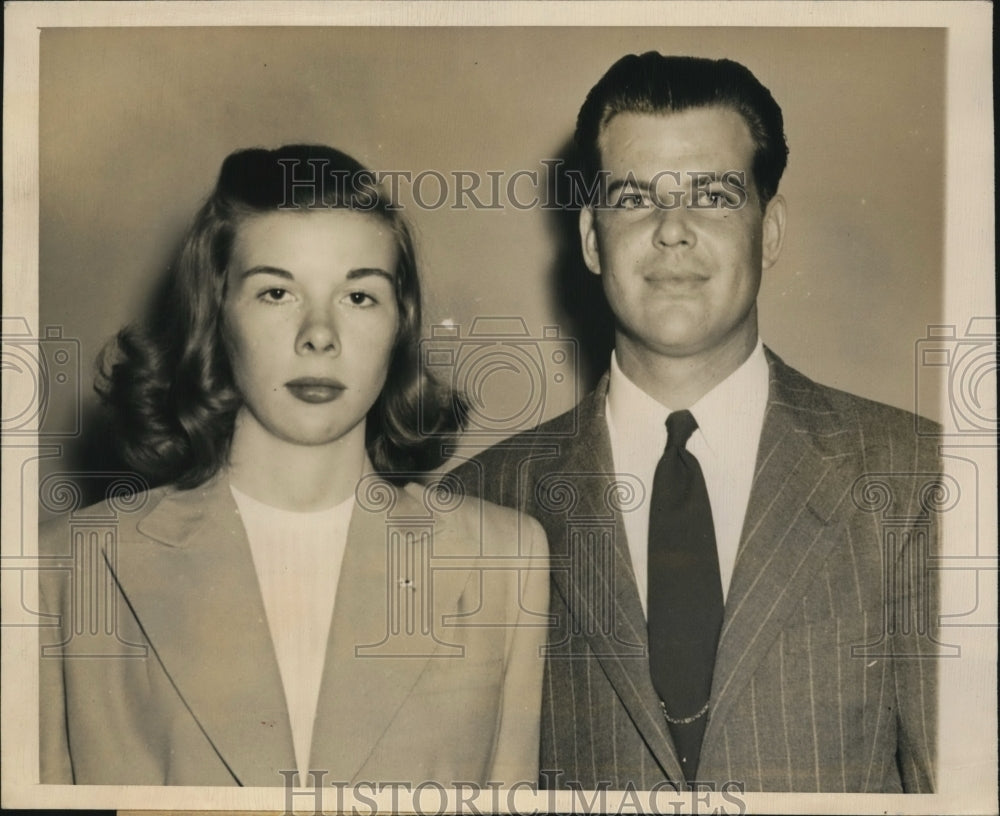 1944 Carol Bryant and William Brewer Lemons are to be married - Historic Images