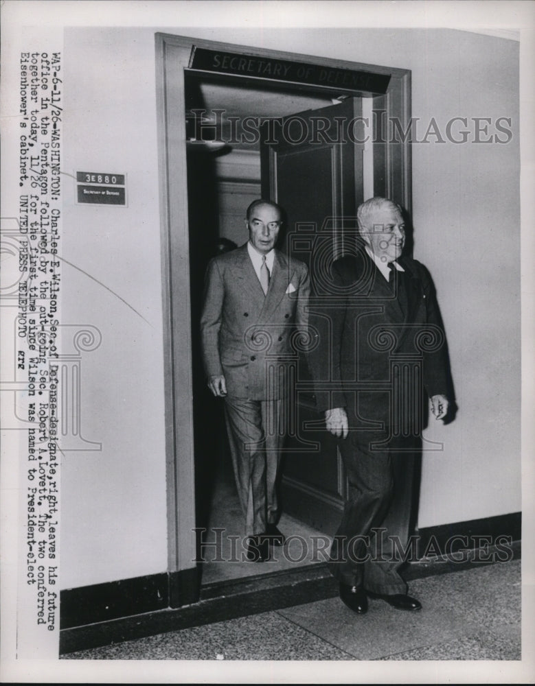 1952 Press Photo Defense Secretary Charles Wilson Leaves Pentagon Offices - Historic Images