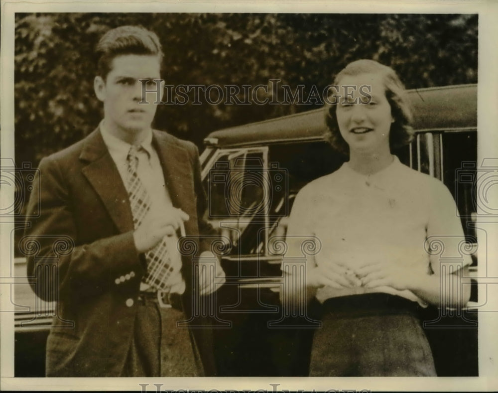 1937 Mr & Mrs Walter F Wicks Honeymooning at Unknown Location - Historic Images