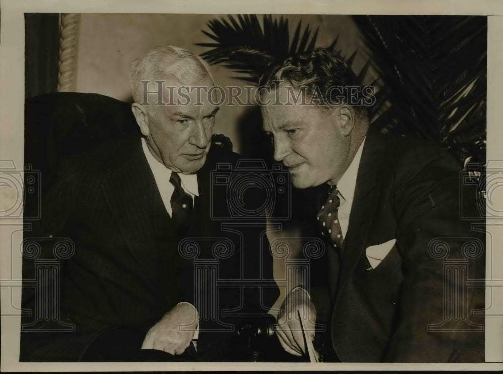 1938 John Hamilton, Henry Fletcher at Republican Committee Meeting - Historic Images