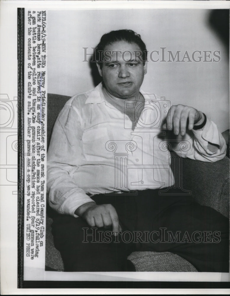 1956 Press Photo Murray Friedlander Club Cashier battle with gun between thugs - Historic Images