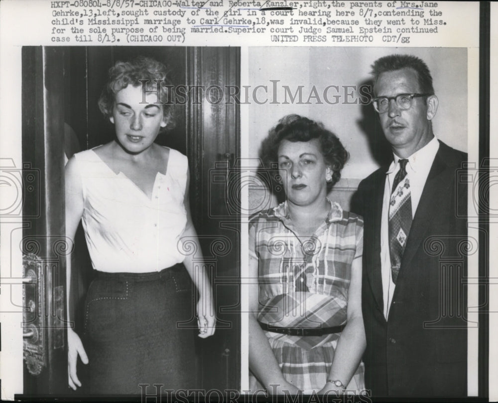 1957 Walter &amp; Roberta Kanzler, Parents of Jane Gehrke in Court - Historic Images