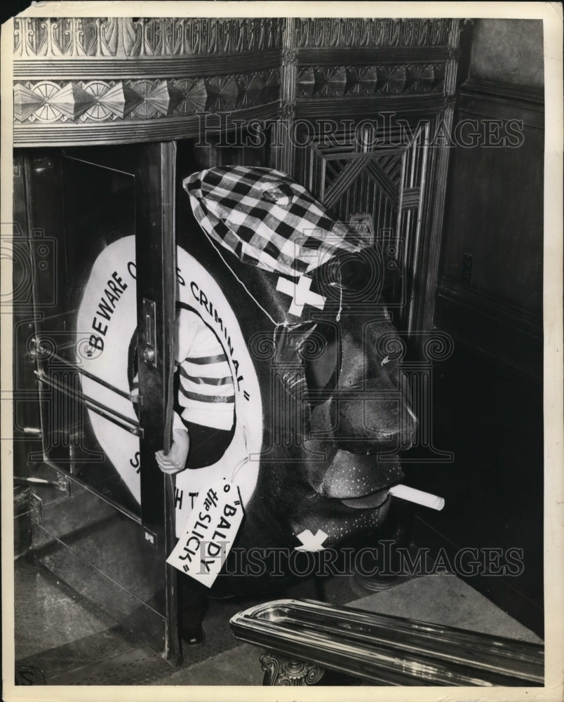 1938 Press Photo Roy Willhelm as "Baldy the Slick" - nef52617 - Historic Images