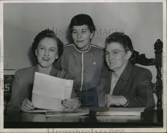 1955 Press Photo Members National Federation Business & Professional Womens Club - Historic Images