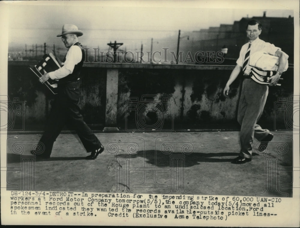 1949 Press Photo Ford Motor company Preparing for UAW-CIO Strike, Detroit-Historic Images