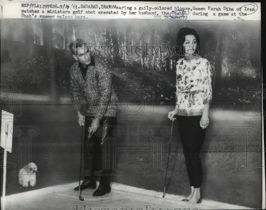 1961 Press Photo Queen Farah Diba of Iran Watches The Shah's Golf Shot-Historic Images