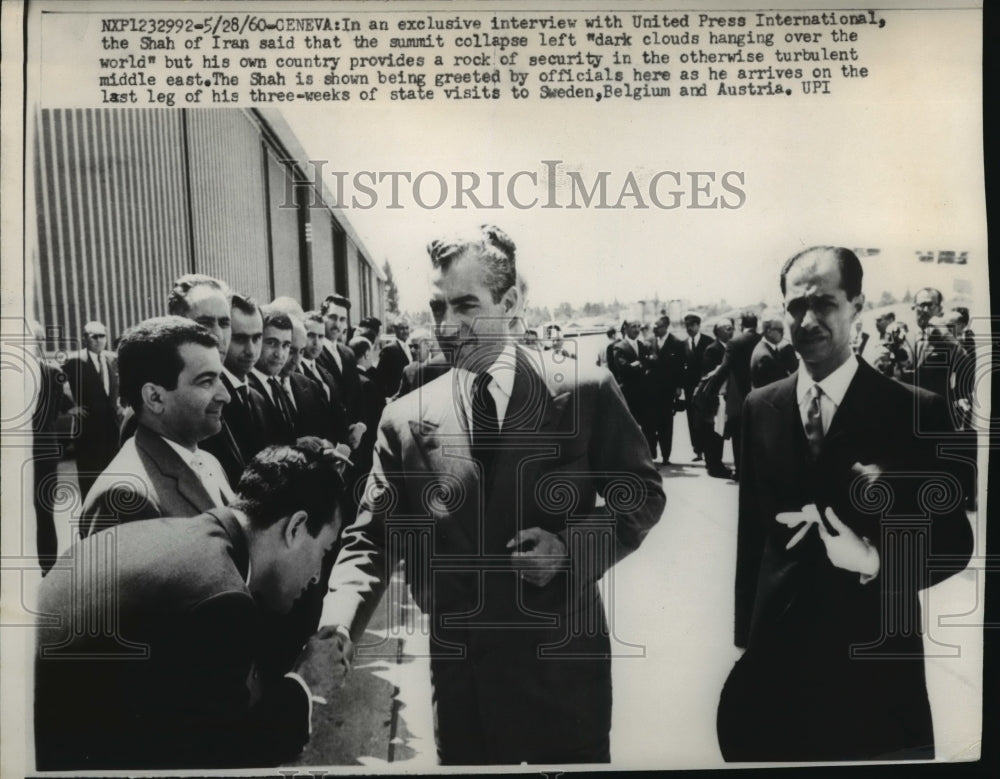 1960 Press Photo Shah of Iran being greeted by officials - nef55698-Historic Images