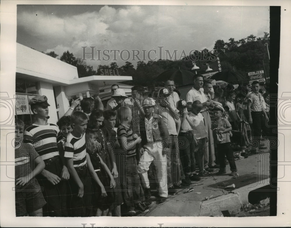 1955 Soap Box Derby, Chester Murray watched the Race  - Historic Images