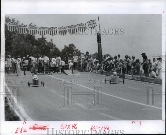 1977 Press Photo Soap Box Derby - nef55841-Historic Images