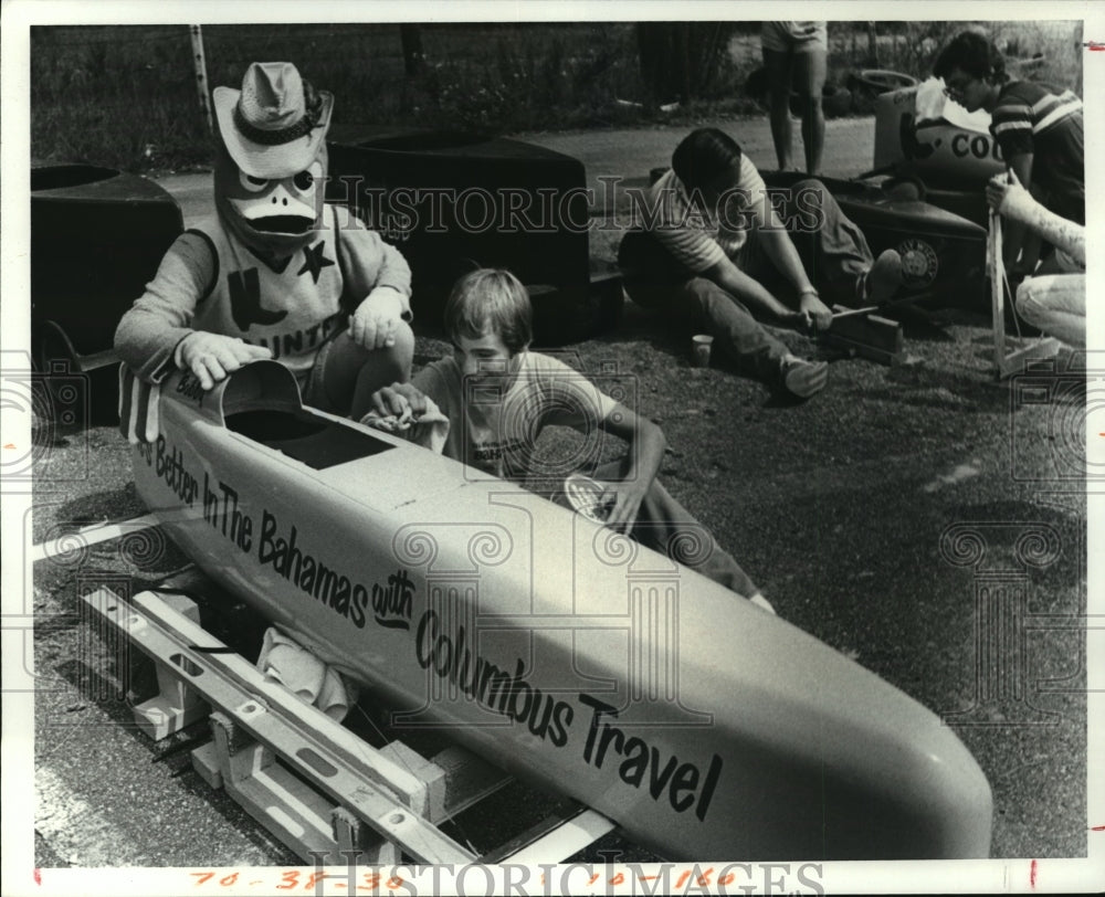 1981 Bobby Lehman Gets Supervision from &quot;Duck&quot; as He Polishes Up - Historic Images