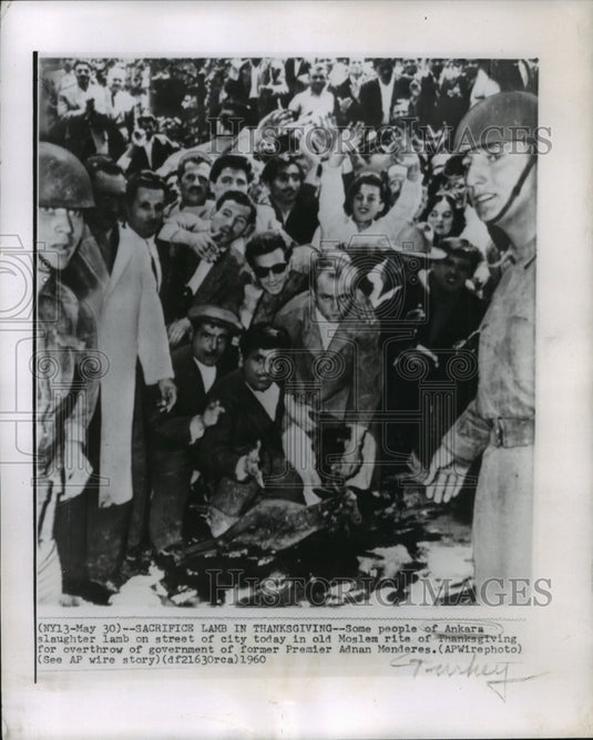 1960 Press Photo Ankara, Turkey Citizens Celebrate Overthrow of Adnan Menderes- Historic Images