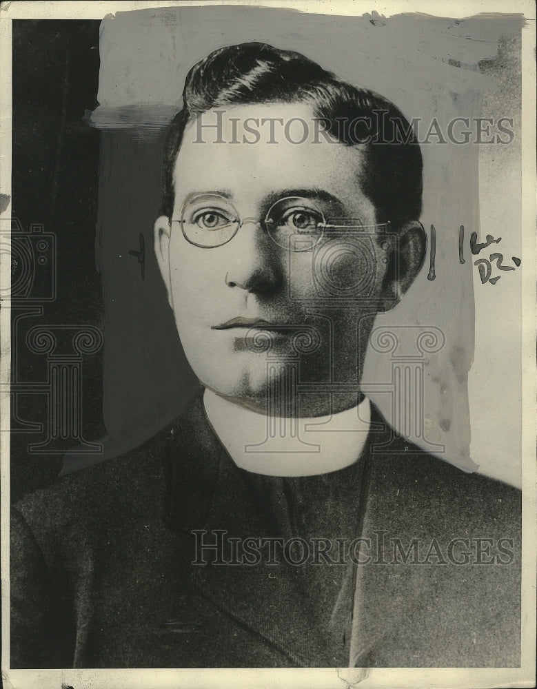 1924 Rev.Michael C.Gildbridge killed and shot by John King Jr. - Historic Images