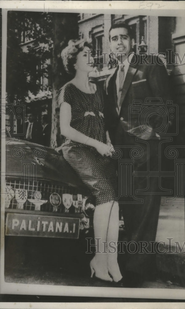 1958 Press Photo Jane Buckingham and Indian Prince Shiv before Plane Crash - Historic Images